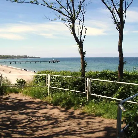 Seaside Comfort For 5 Guests